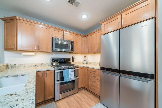 Kitchen Area | Image 6
