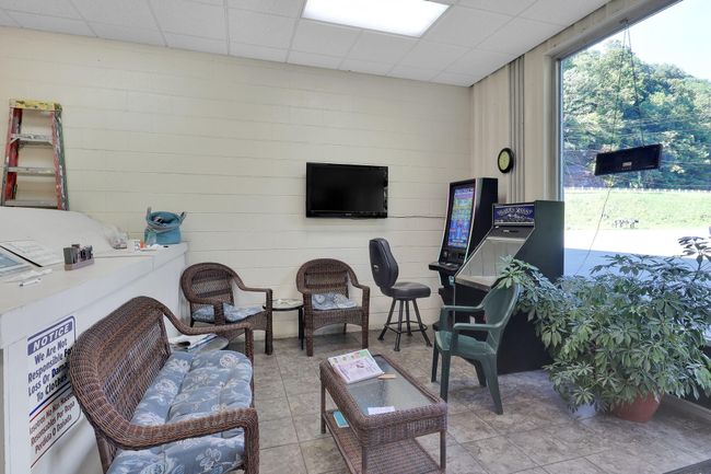 1202 Anchorage Cir, Home with 0 bedrooms, 0 bathrooms and 350 parking in Vansant VA | Image 27