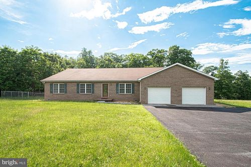 1001 N Timber Ridge Rd, CROSS JUNCTION, VA, 22625-1541 | Card Image
