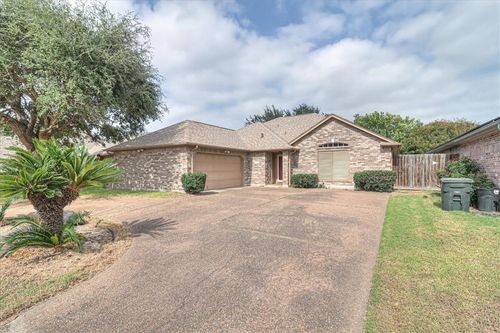 6330 Penny Ln, Corpus Christi, TX, 78414-3686 | Card Image