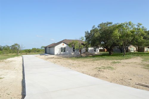 425 County Road 3152, Kempner, TX, 76539-8806 | Card Image
