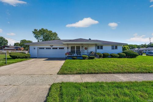 450 S Lombardy Drive, South Bend, IN, 46619-2609 | Card Image