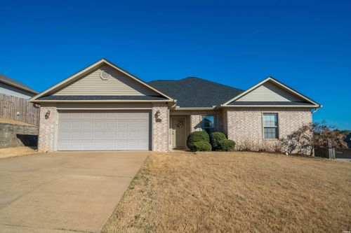 123 Derbyshire Place, Hot Springs, AR, 71913 | Card Image