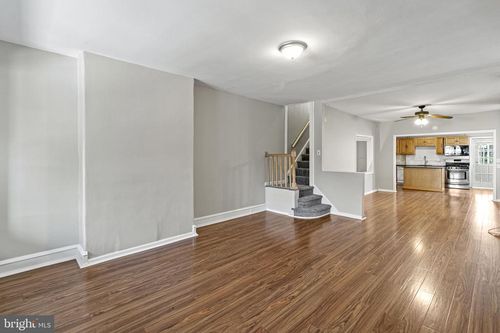 307 Roxborough Ave, PHILADELPHIA, PA, 19128-5025 | Card Image