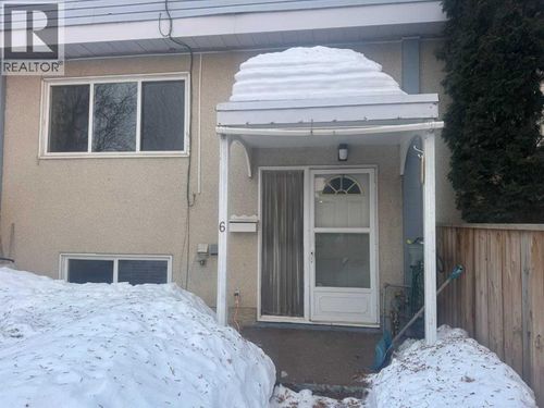 8-8808 96 St, Peace River, AB, T8S1G6 | Card Image