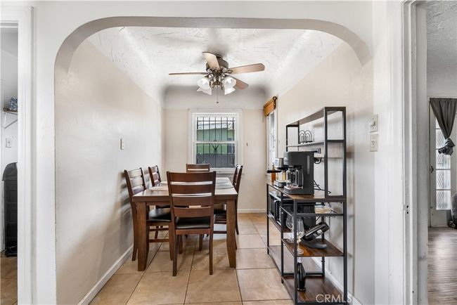 614 N Spring Ave, House other with 2 bedrooms, 1 bathrooms and 1 parking in Compton CA | Image 10