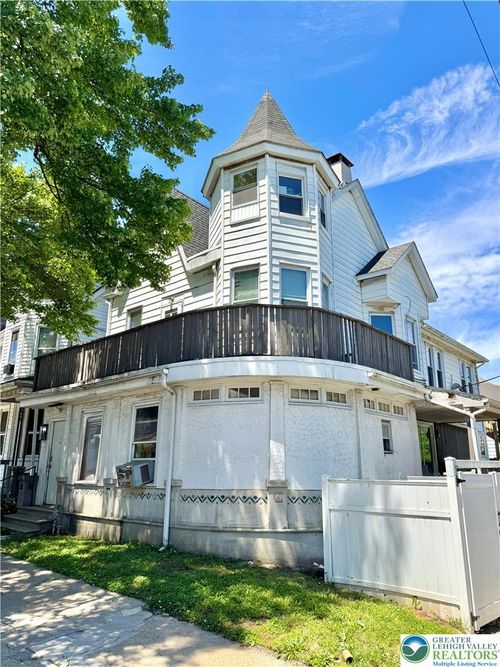 2nd-floor-rear-1401 Washington Street, EASTON, PA, 18042 | Card Image