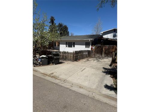 335 E 11th St, Loveland, CO, 80537-4825 | Card Image