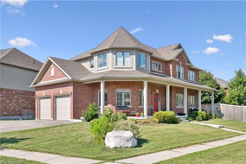 4 Kropf Dr, Baden, ON, N3A4R5 | Card Image