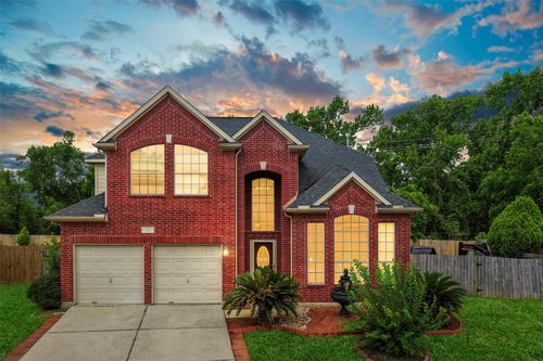 226 Persimmon Dr, Baytown, TX, 77520-1291 | Card Image