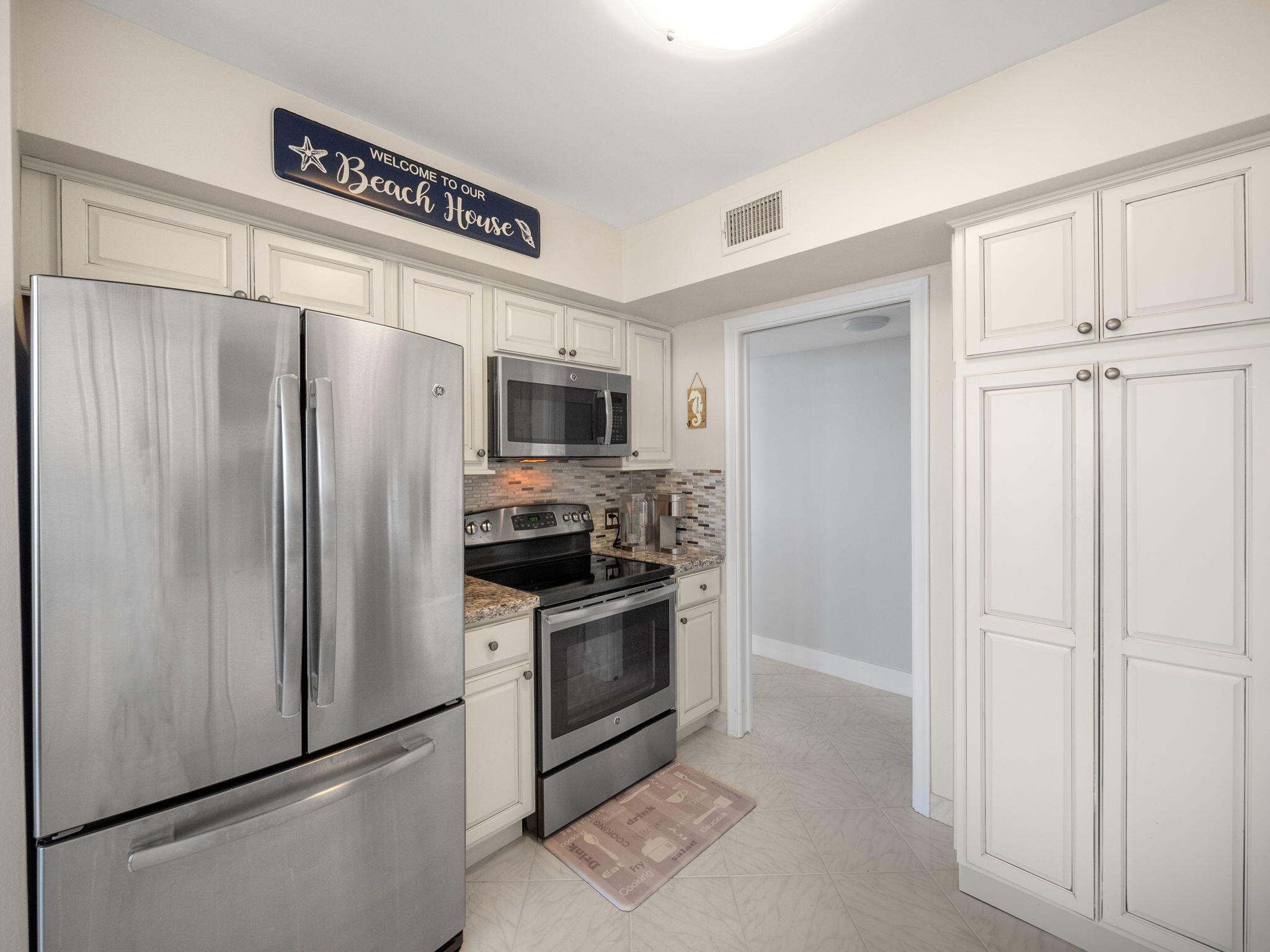 Residential Lease in Singer Island 5