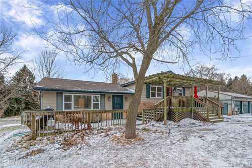 2690 Winegar Rd, Bancroft, MI, 48414-9756 | Card Image