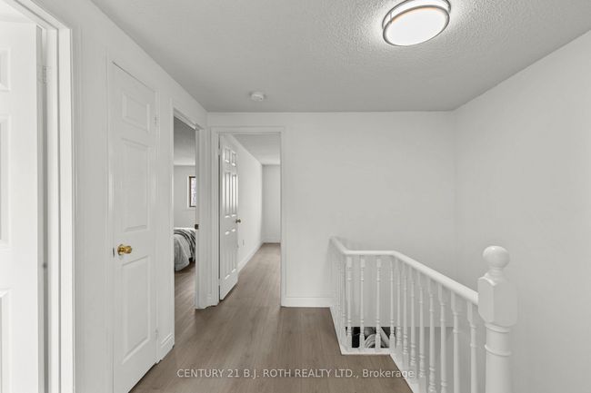 9 Evergreen Crt, Condo with 3 bedrooms, 3 bathrooms and 1 parking in Barrie ON | Image 15
