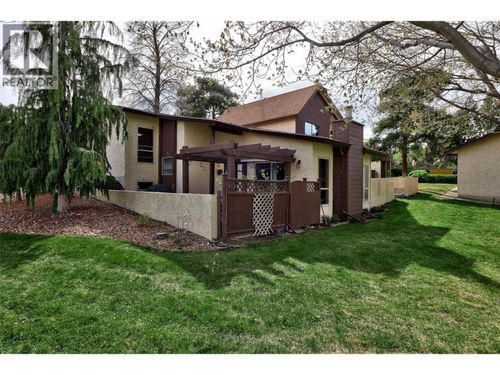 21-250 Pemberton Terrace, Kamloops, BC, V2C6A9 | Card Image