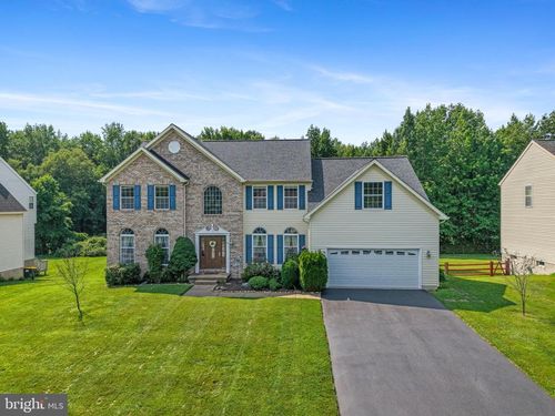 27 Whirlaway Dr, BEAR, DE, 19701-3310 | Card Image