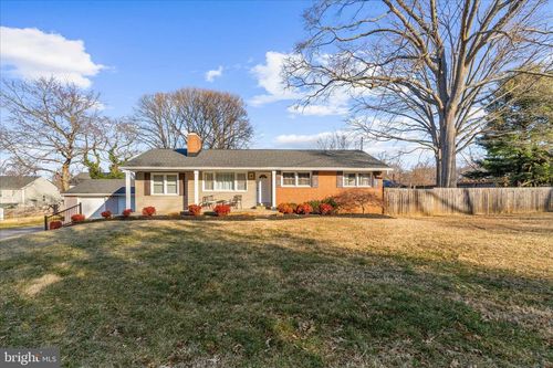 706 Fairway Dr, ANNAPOLIS, MD, 21409-4627 | Card Image