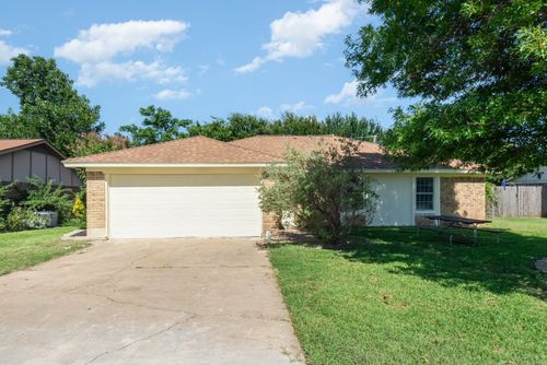 5304 Colorado Blvd, North Richland Hills, TX, 76180-5803 | Card Image