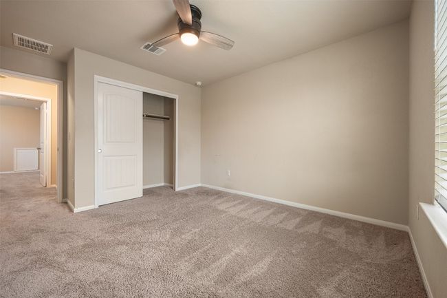 Upstairs bedroom 3 of 3 | Image 16