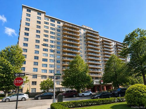 11n-175-20 Wexford Ter, Jamaica, NY, 11432-2883 | Card Image