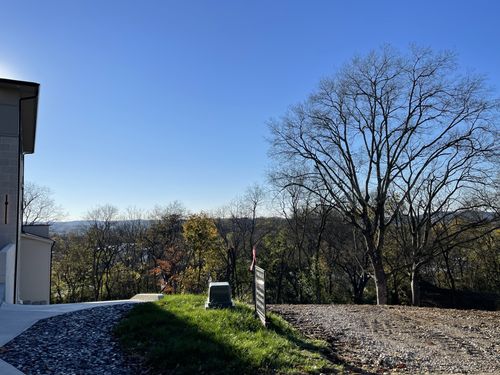 227 Marcia Ave, Nashville, TN, 37209-4417 | Card Image