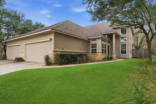 2 W Greenhill Terrace Pl, The Woodlands, TX, 77382-1612 | Card Image