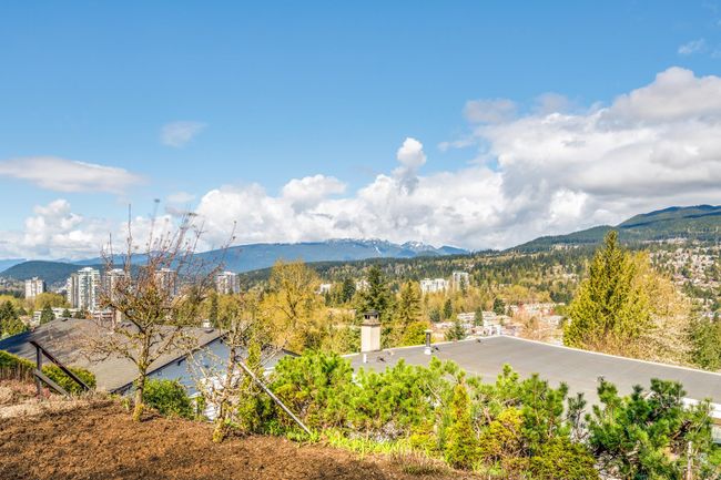 1032 Buoy Drive, House other with 5 bedrooms, 3 bathrooms and 6 parking in Coquitlam BC | Image 36