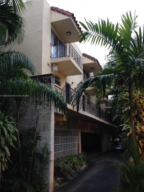 apt-3-1606 Salzedo St, Coral Gables, FL, 33134-3936 | Card Image