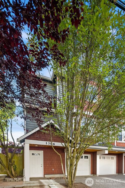 1306 N 85th St, Seattle, WA, 98103-2118 | Card Image