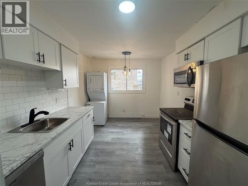 11-3150 Peter St, Windsor, ON, N9C1H3 | Card Image