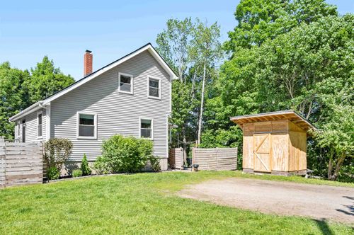 872 Golf Course Rd, Morristown, VT, 05661-8268 | Card Image