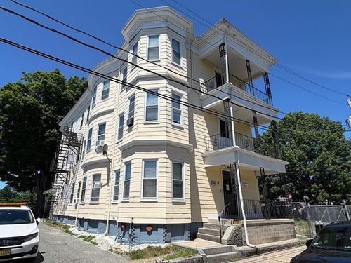 19 Clinton Ave, Brockton, MA, 02301-4330 | Card Image