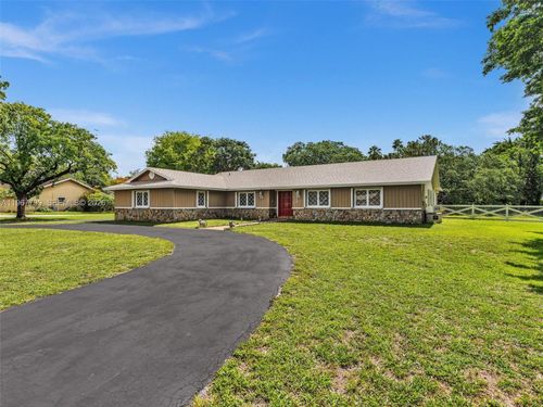 5310 Sw 109th Ave, Davie, FL, 33328-4730 | Card Image