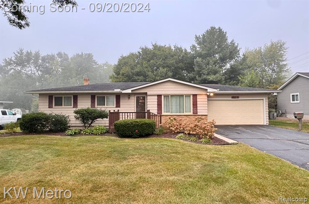 Plains Dr, Waterford, MI 48329 #1