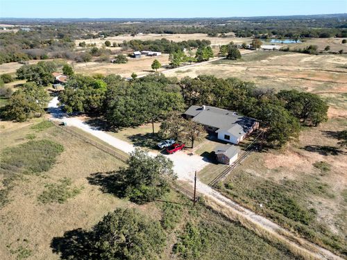 2012 Cuba Rd, Bridgeport, TX, 76426-6712 | Card Image
