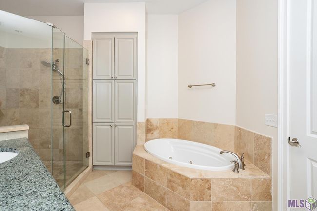 APT-307 - 990 Stanford Ave, Condo with 3 bedrooms, 3 bathrooms and 3 parking in Baton Rouge LA | Image 21
