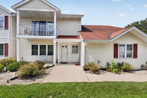 3-677 Wood River Court, West Bend, WI, 53095 | Card Image