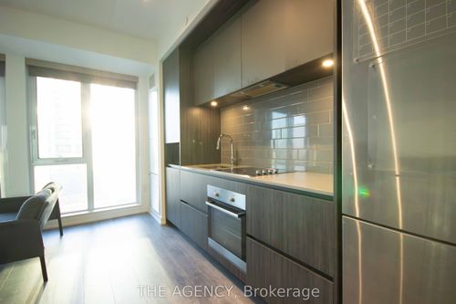 1702-225 Sumach St, Toronto, ON, M5A0P8 | Card Image