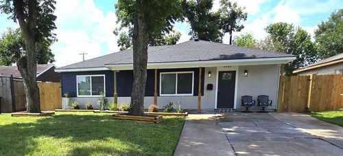 6705 Limestone St, Houston, TX, 77092-4622 | Card Image