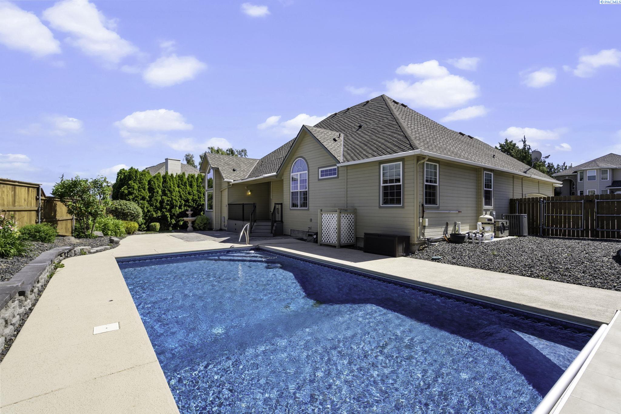 Ledbetter St, Kennewick, WA 99337