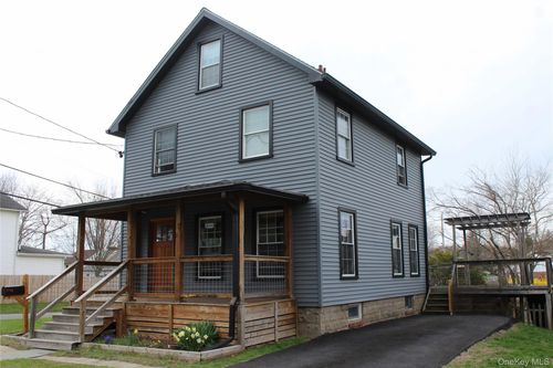 295 Lucas Ave, Kingston, NY, 12401-4319 | Card Image