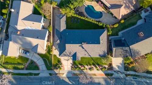 3340 Vickers Dr, Glendale, CA, 91208-1636 | Card Image