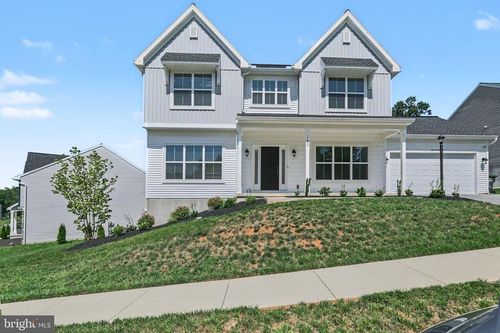160 Red Maple Dr, ETTERS, PA, 17319-9234 | Card Image