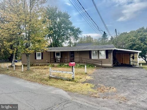 1 Pine St, DELANO, PA, 18220 | Card Image