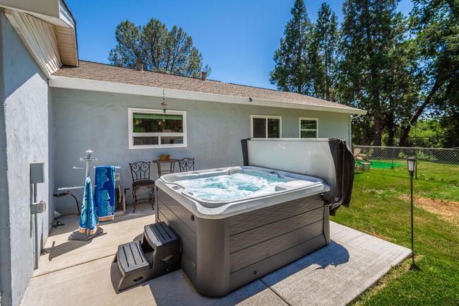 581 Crestview Dr, House other with 4 bedrooms, 1 bathrooms and null parking in Diamond Springs CA | Image 36