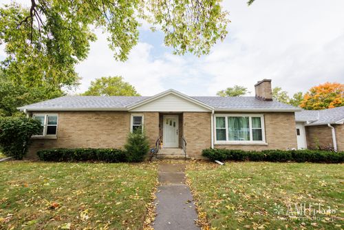 1495 W Calista St, Kankakee, IL, 60901-3208 | Card Image
