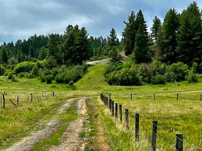 6221 Hwy 84, Home with 3 bedrooms, 3 bathrooms and null parking in Pagosa Springs CO | Image 3