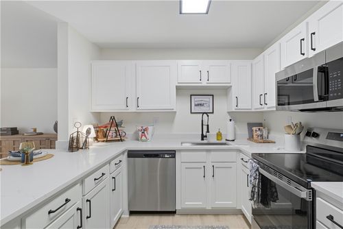 4153-626 Shug Jordan Pkwy, Auburn, AL, 36832-4324 | Card Image