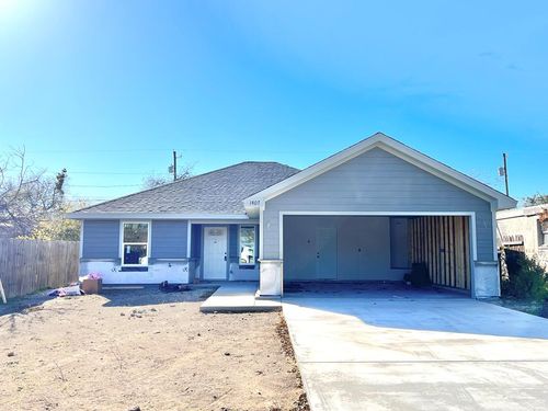 1407 Parker St, San Angelo, TX, 76901-2354 | Card Image