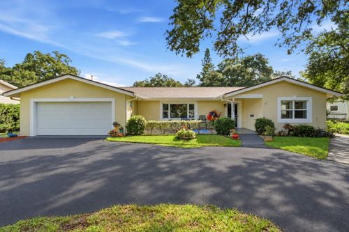 2015 Park St N, St Petersburg, FL, 33710-3603 | Card Image