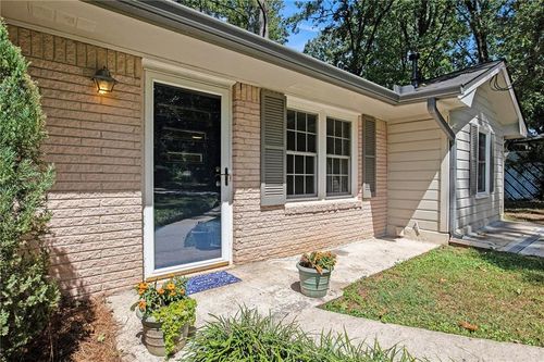 4917 Velva Way Nw, Lilburn, GA, 30047-5047 | Card Image